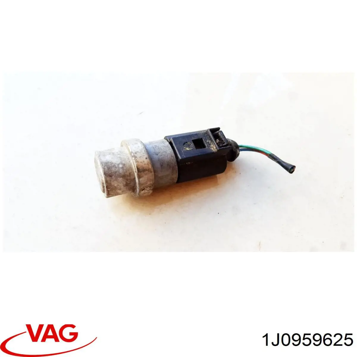 Датчик включения вентилятора 1J0959625 VAG