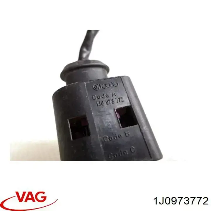 Разъем (фишка) генератора 7420429834 Renault (RVI)