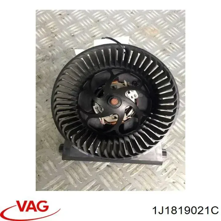 Купить 1J1819021C VAG Электродвигатели (электродвигатель отопителя) или розетка прицепа штепсельная