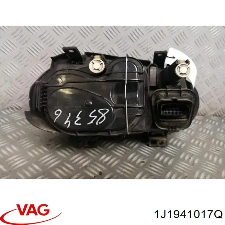 1J1941017Q VAG Фара
