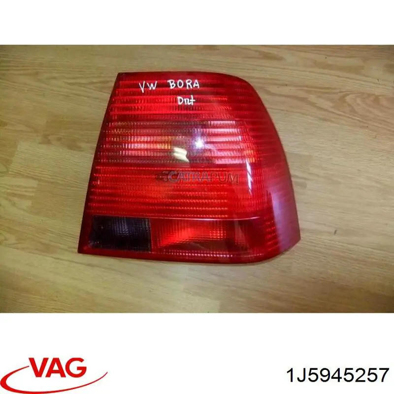 Купить 1J5945257 VAG Цоколь (патрон) заднего фонаря