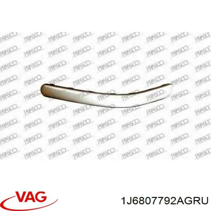 Накладка бампера заднего правая 1J6807792AGRU VAG