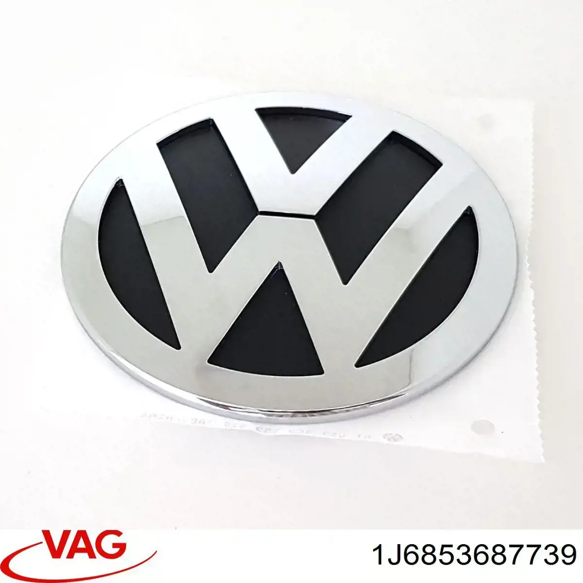 Эмблема крышки багажника 1J6853687739 VAG