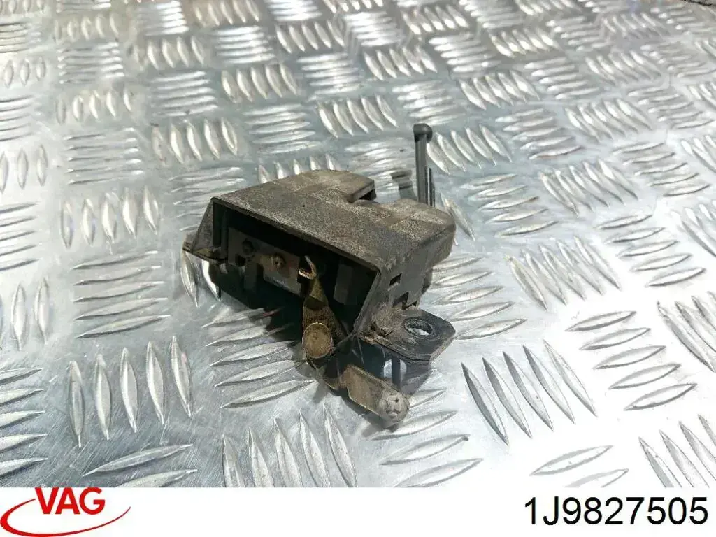 Замок двери багажника VAG 1J9827505 цена, от 36.93 USD