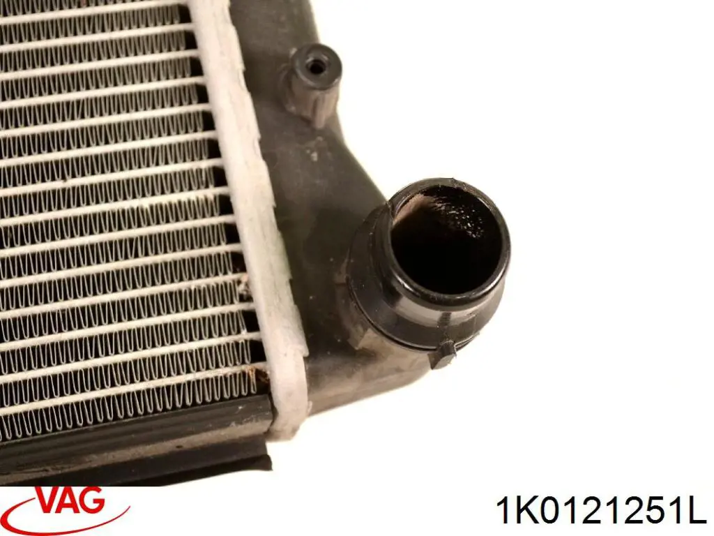 Радиатор охлаждения двигателя VAG 1K0121251L цена, от 55.11 USD