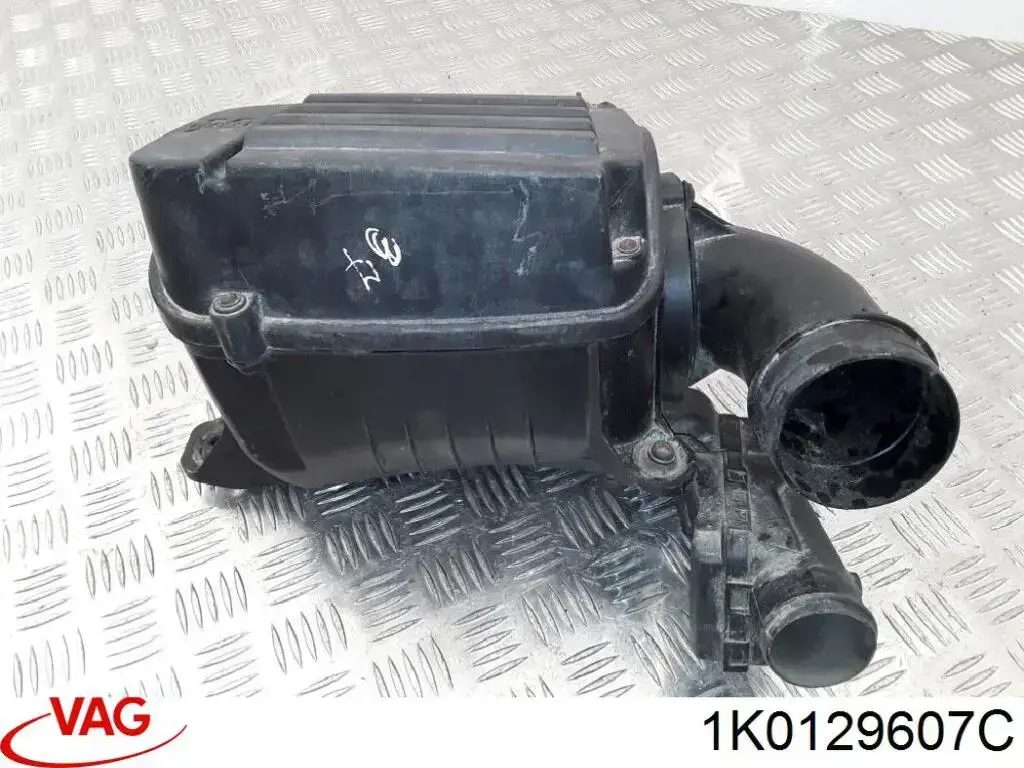 Корпус фильтра 1K0129601E VAG