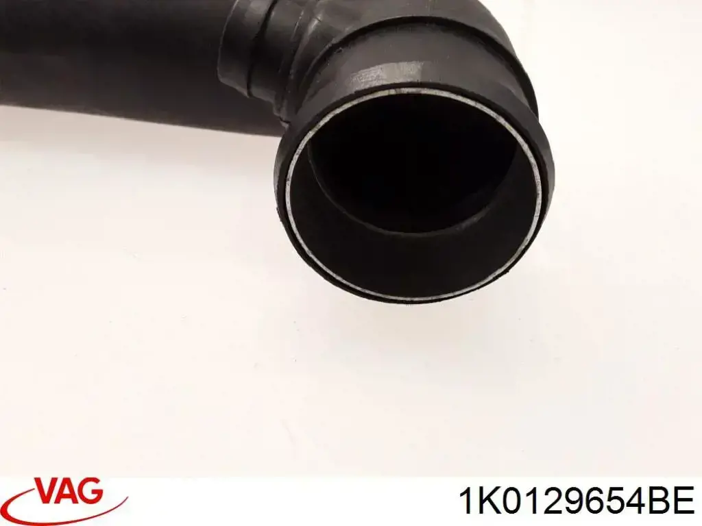Патрубок воздушный, вход в турбину (наддув) VAG 1K0129656AN