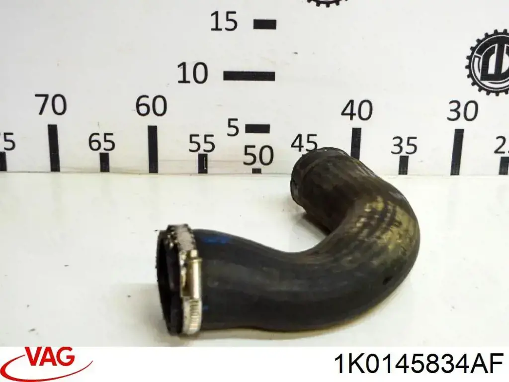 Шланг интеркуллера VAG 1K0145834AF
