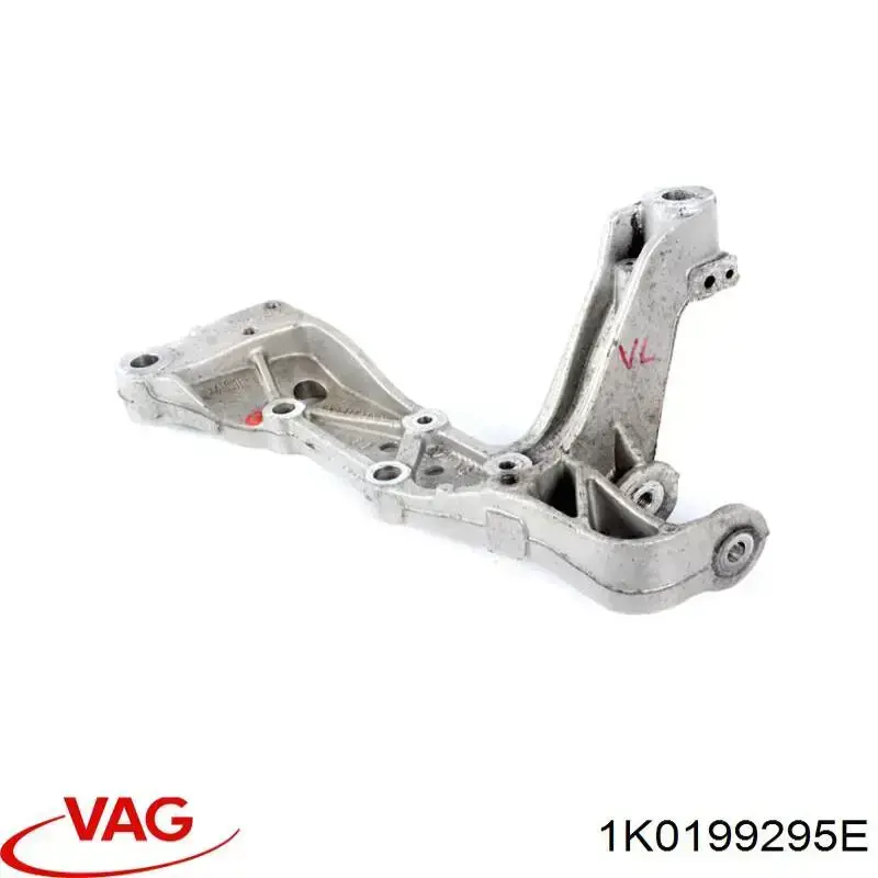 1K0199295E VAG Кронштейн передней балки