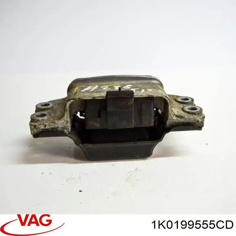 Купить SAS2706499 Sasic Левая подушка двигателя