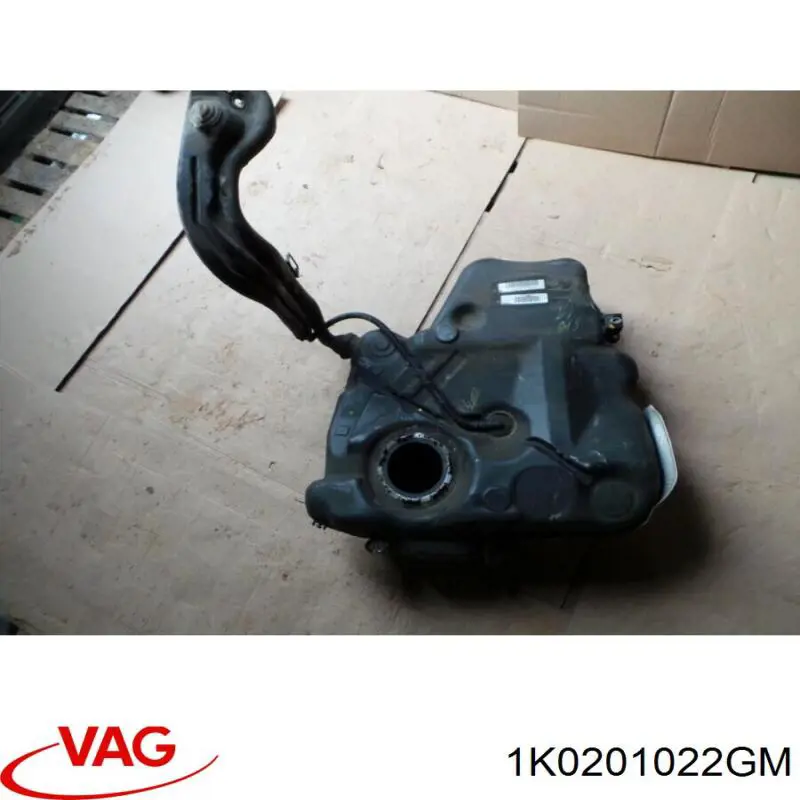 Бензобак VAG 1K0201022GM цена, от 31.67 USD
