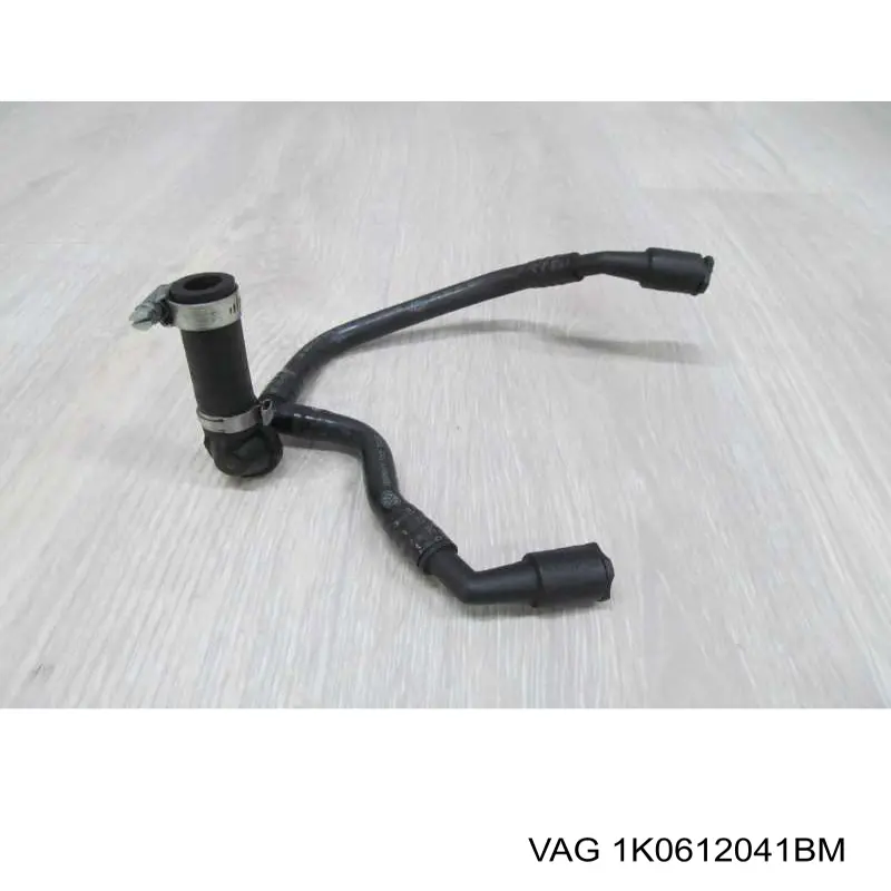 Шланг (патрубок) вакуумного насоса VAG 1K0612041BM цена, от 72.89 USD