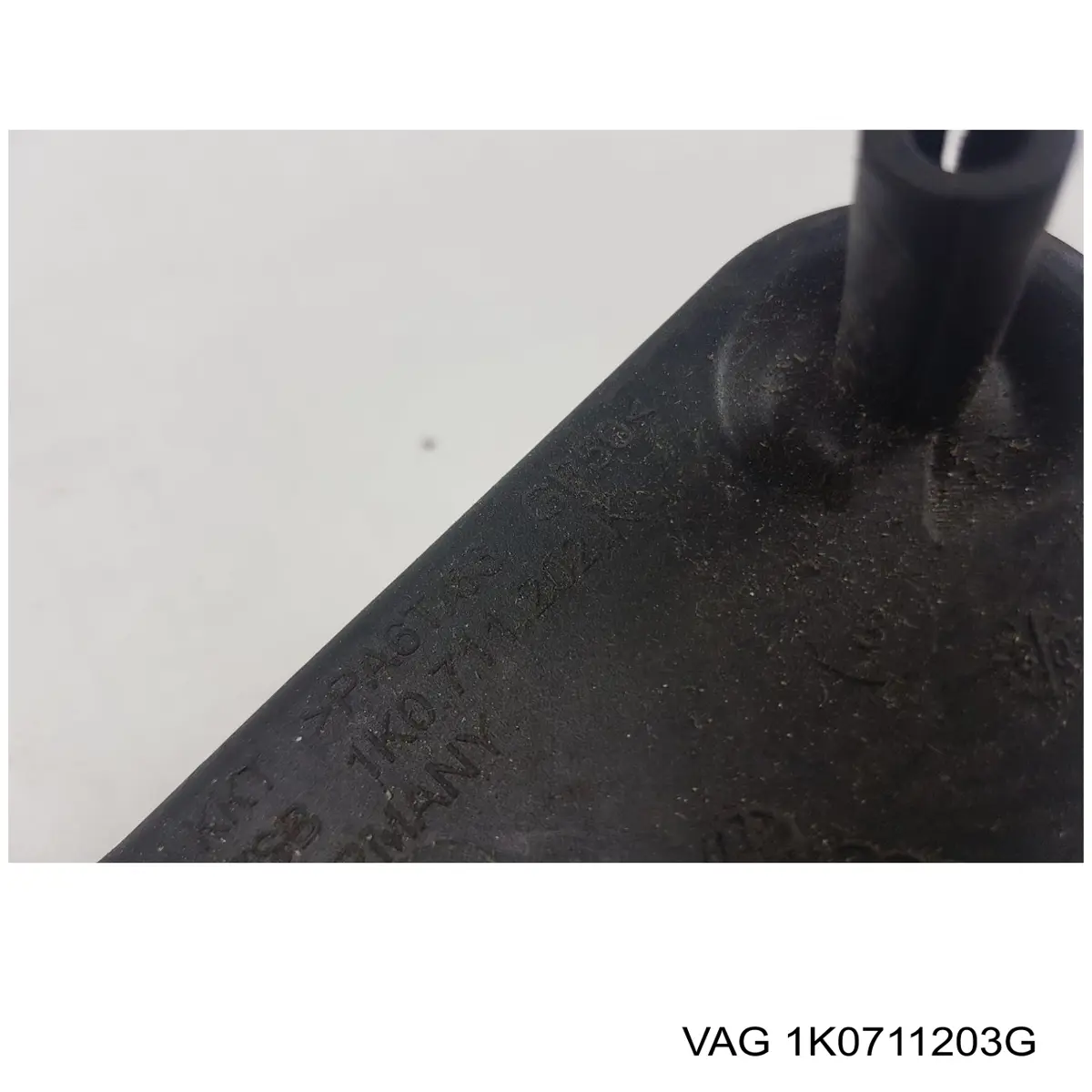 Купить Ручка КПП Ауди A3  8P1