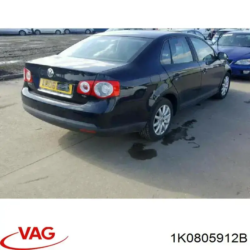Купить 1K0805912B VAG Подкрылок передний правый