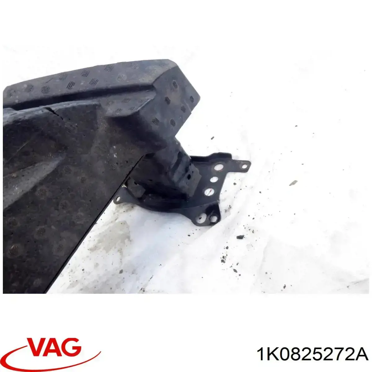 Защита днища передняя правая VAG 1K0825272A