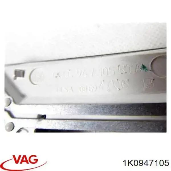 Плафоны внутреннего освещения VAG 1K0947105 цена, от 11.40 USD