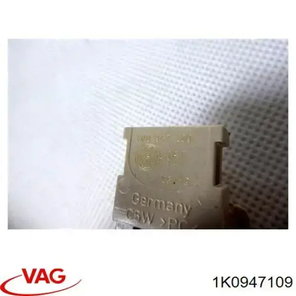 Плафон освещения кабины VAG 1K0947109