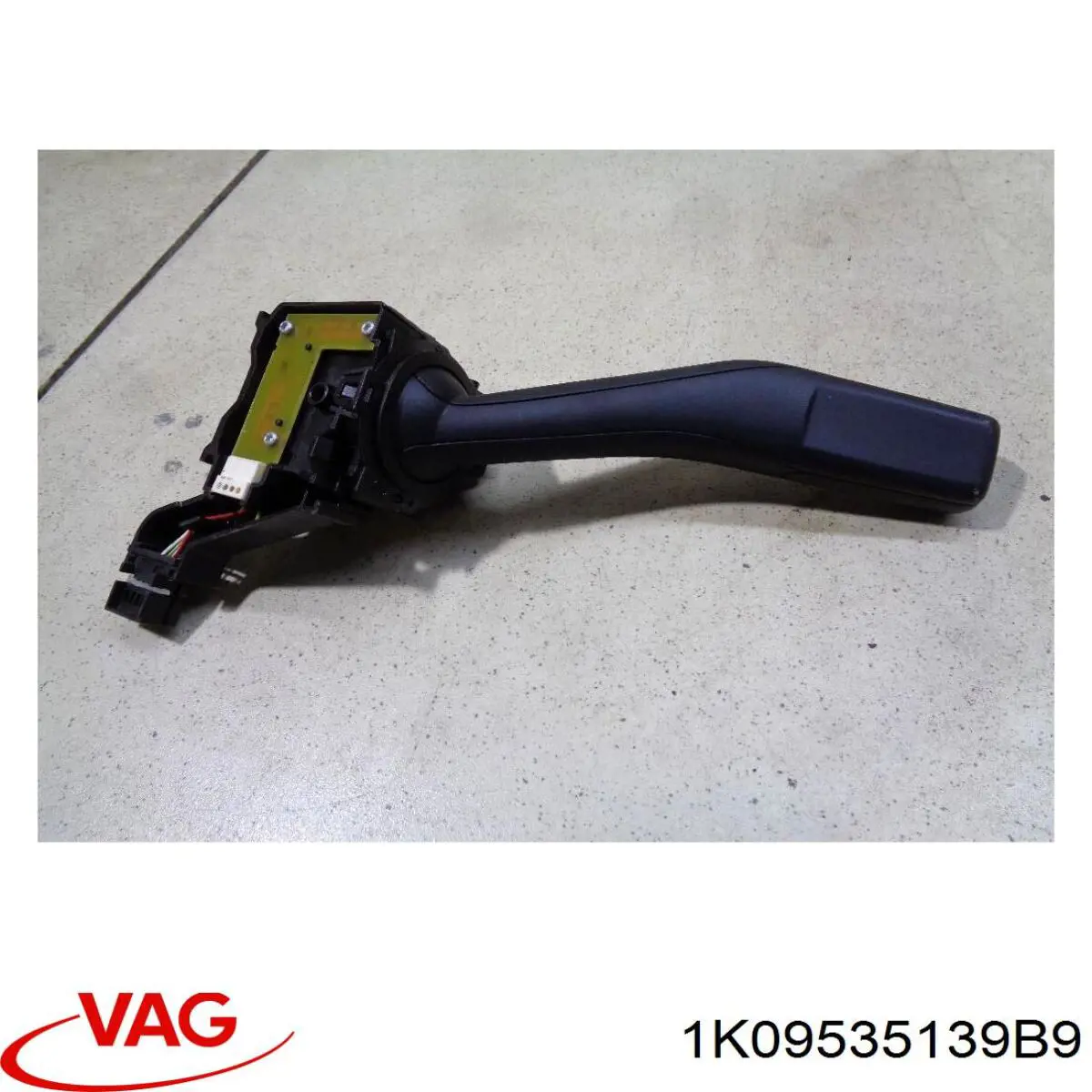 Переключатель подрулевой, левый VAG 1K09535139B9 цена, от 5.64 USD