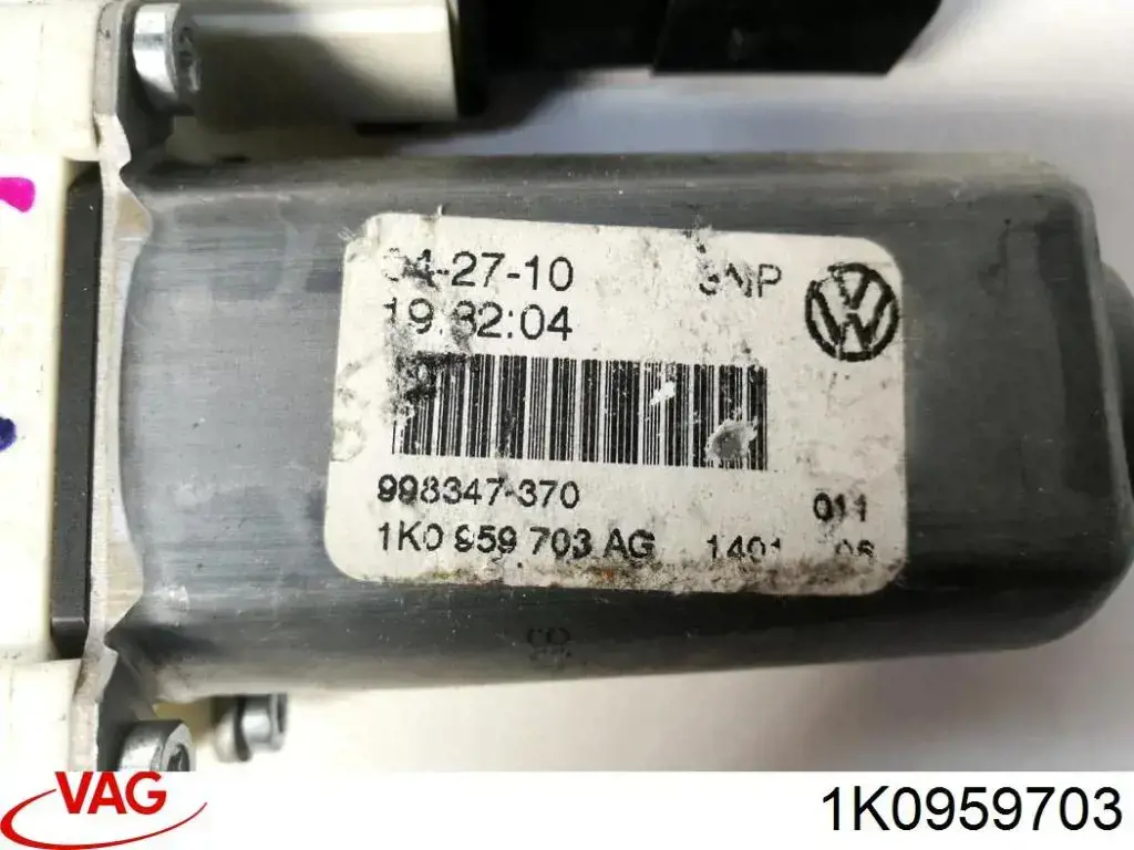 1K0959703 VAG Мотор стеклоподъемника двери передней, левой