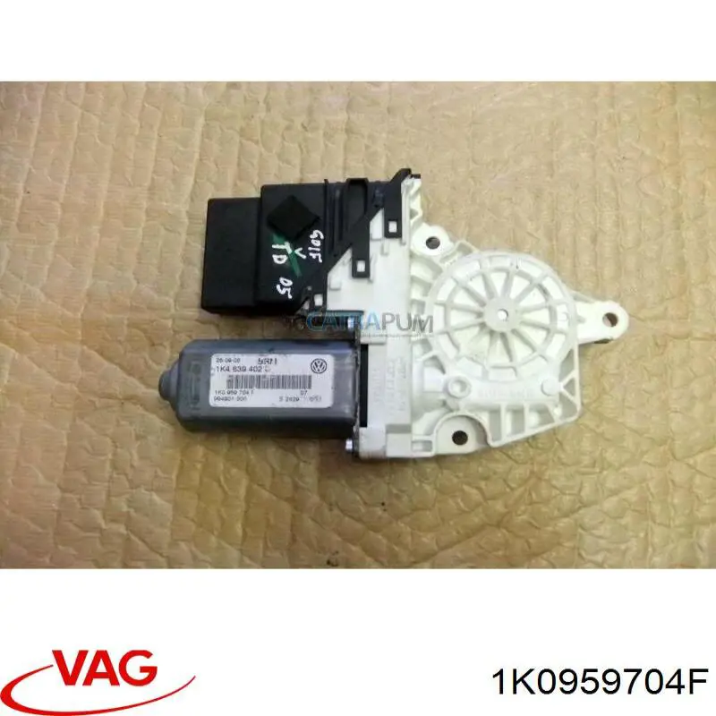 Мотор стеклоподъемника двери задней правой VAG 1K0959704F цена, от 12.56 USD