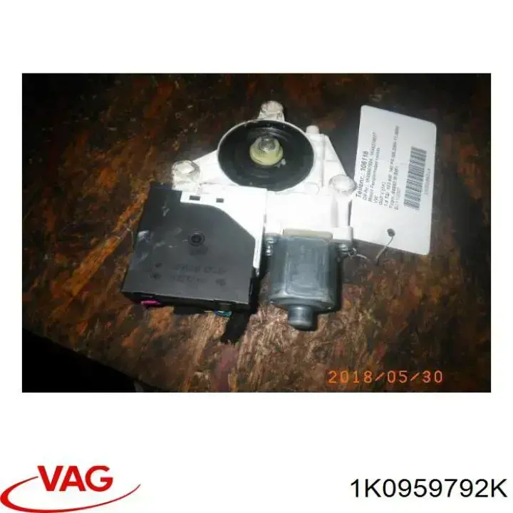 1K0959792K VAG Мотор стеклоподъемника двери передней правой