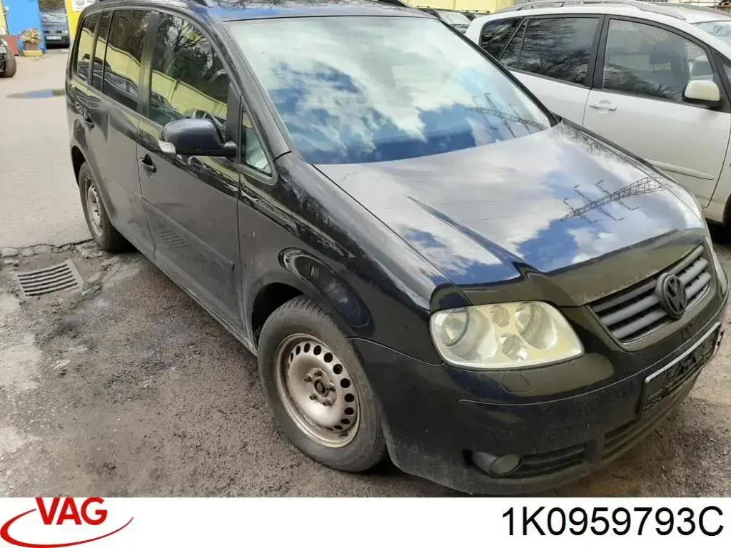 1K0959793C VAG Мотор стеклоподъемника двери передней, левой