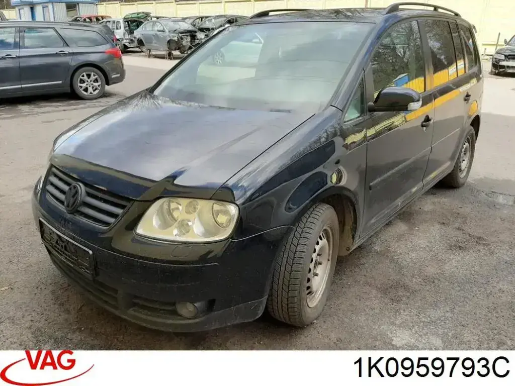 Мотор стеклоподъемника водительской двери VAG 1K0959793C цена, от 12.67 USD