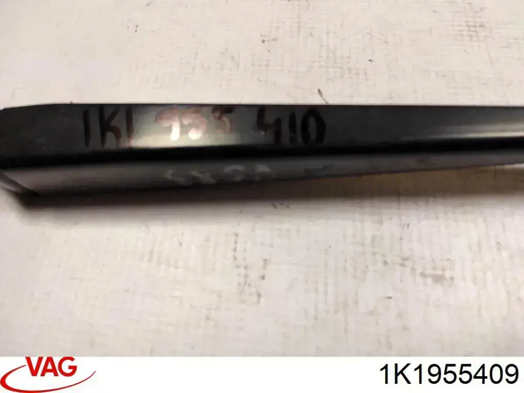 Купить 1K1955409 VAG Поводок стеклоочистителя