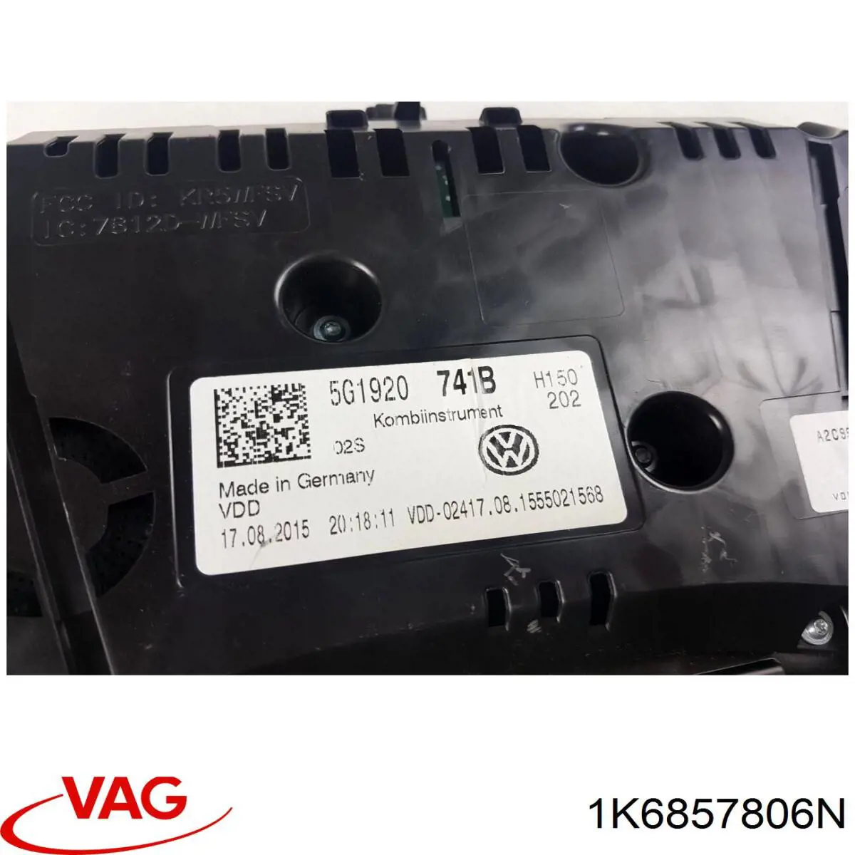 1K6857806N VAG Ремень безопасности задний правый