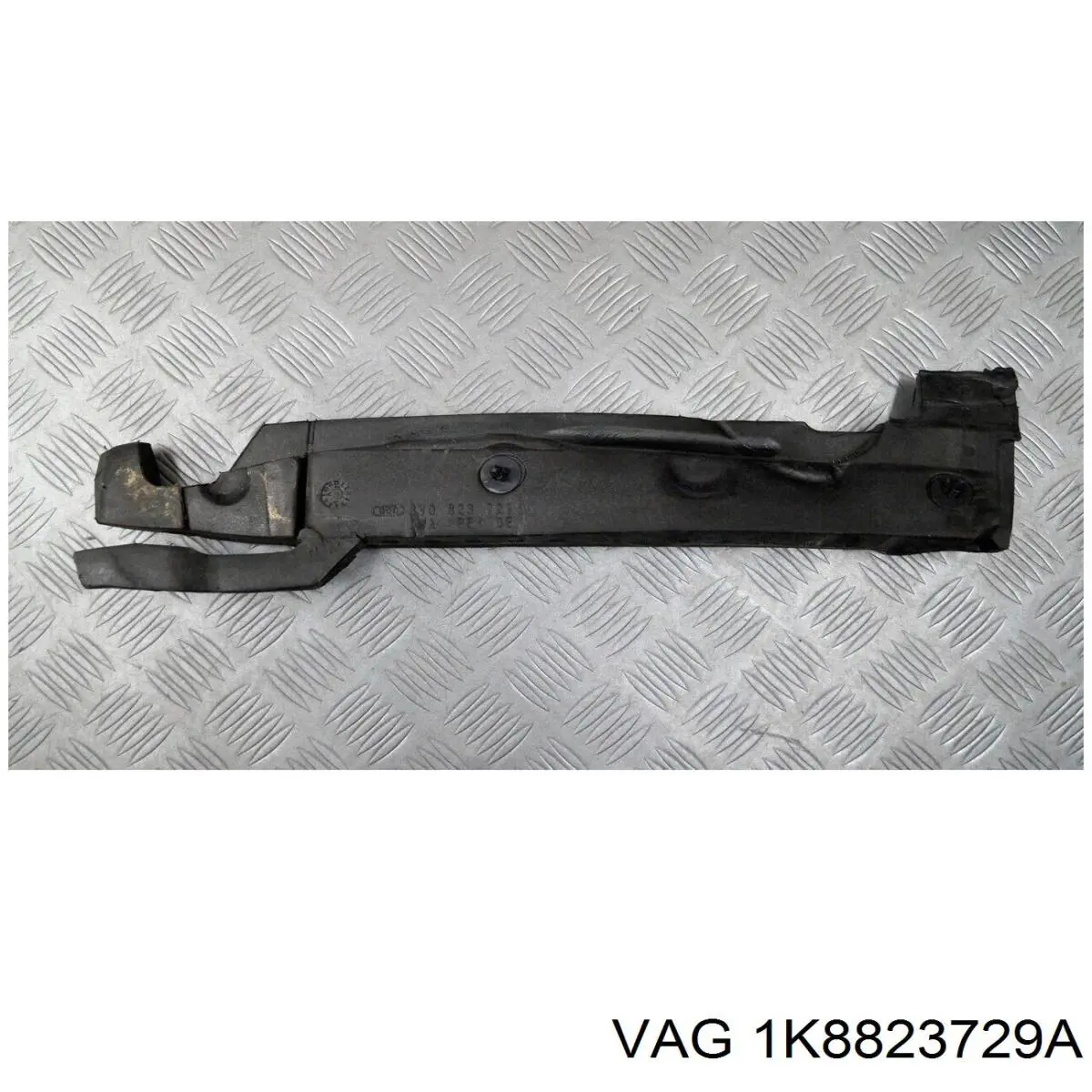  VAG 1K8823729A