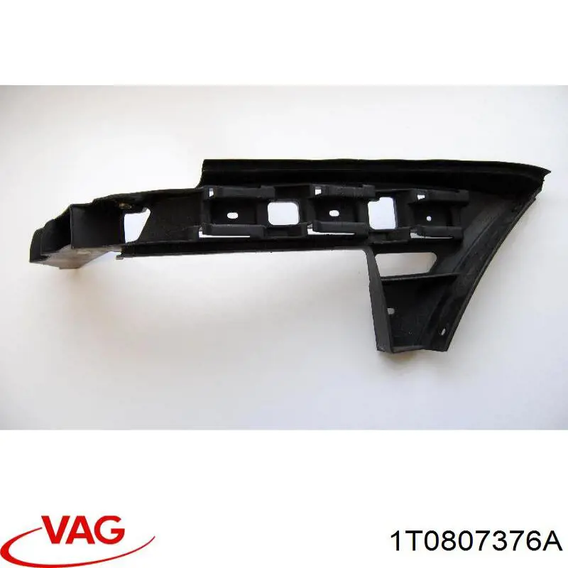 Направляющая заднего бампера правая VAG 1T0807376A цена, от 10.05 USD