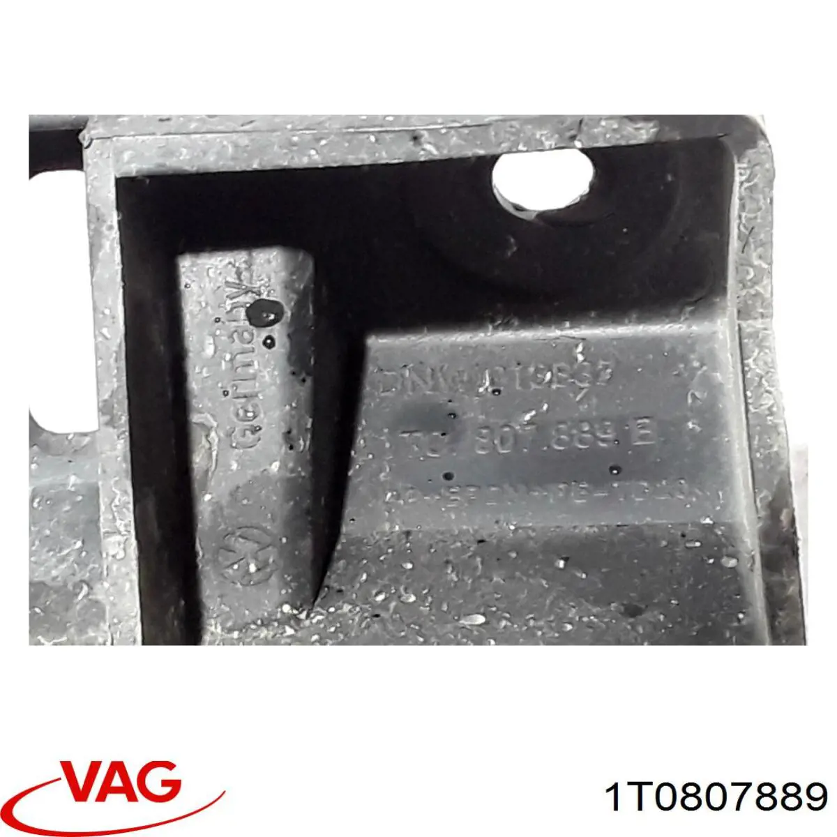 Купить 1T0807889 VAG Крепление бампера