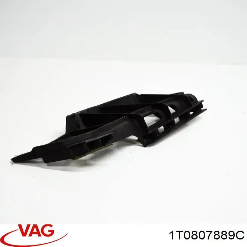 Кронштейн крепления бампера переднего левый VAG 1T0807889C цена, от 12.78 USD