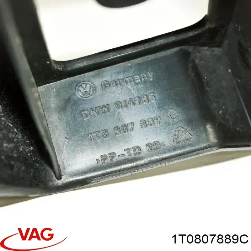 Купить 1T0807889C VAG Крепление бампера