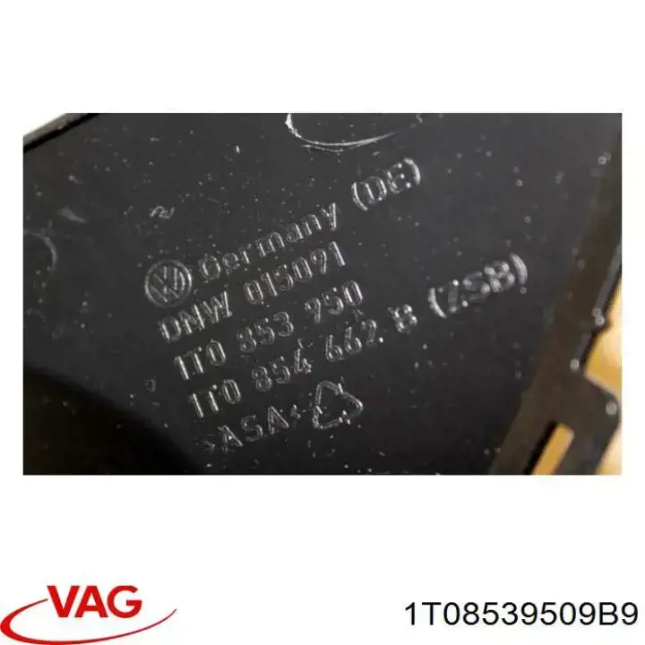 1T08539499B9 VAG Решетка бампера переднего левая