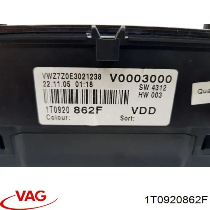 1T0920862F VAG Щиток приборов