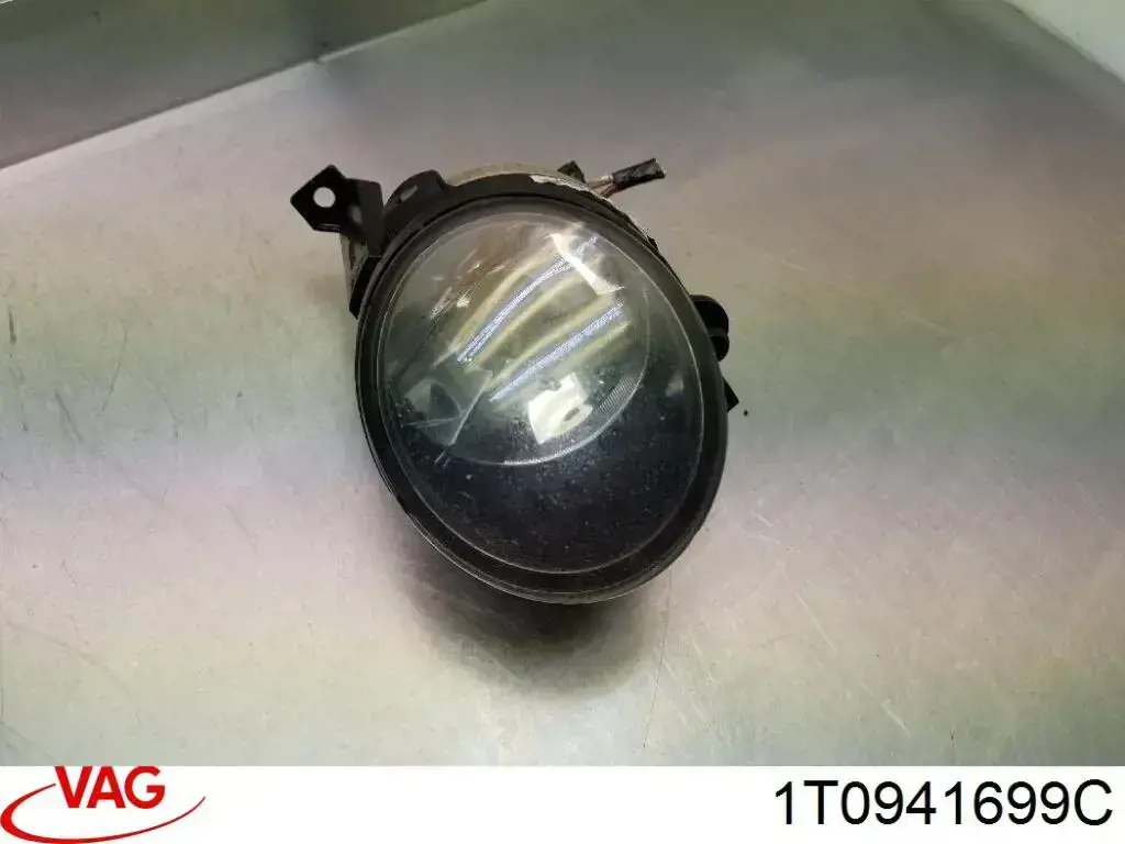 Левая противотуманная фара VAG 1T0941699C
