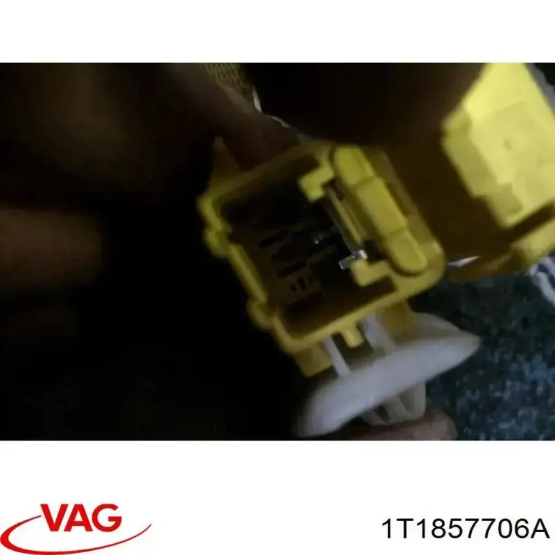 Ремень безопасности передний правый VAG 1T1857706A цена, от 25.34 USD