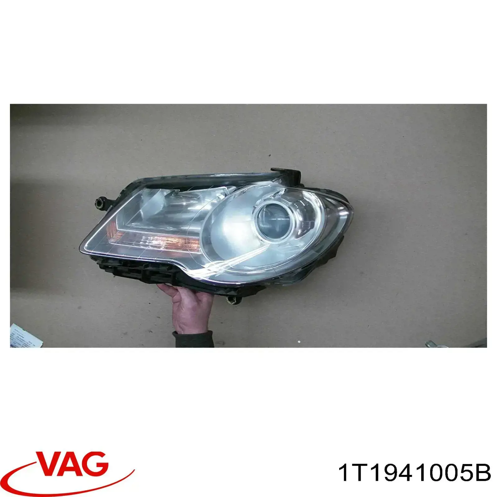Левая фара 1T1941005B VAG
