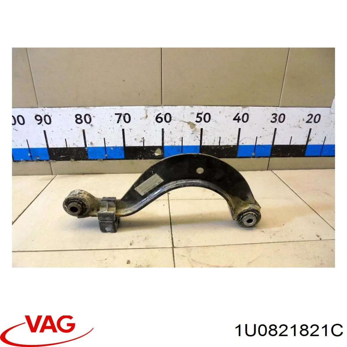 Брызговик задний левый VAG 1U0821821C01C цена, от 16.69 USD