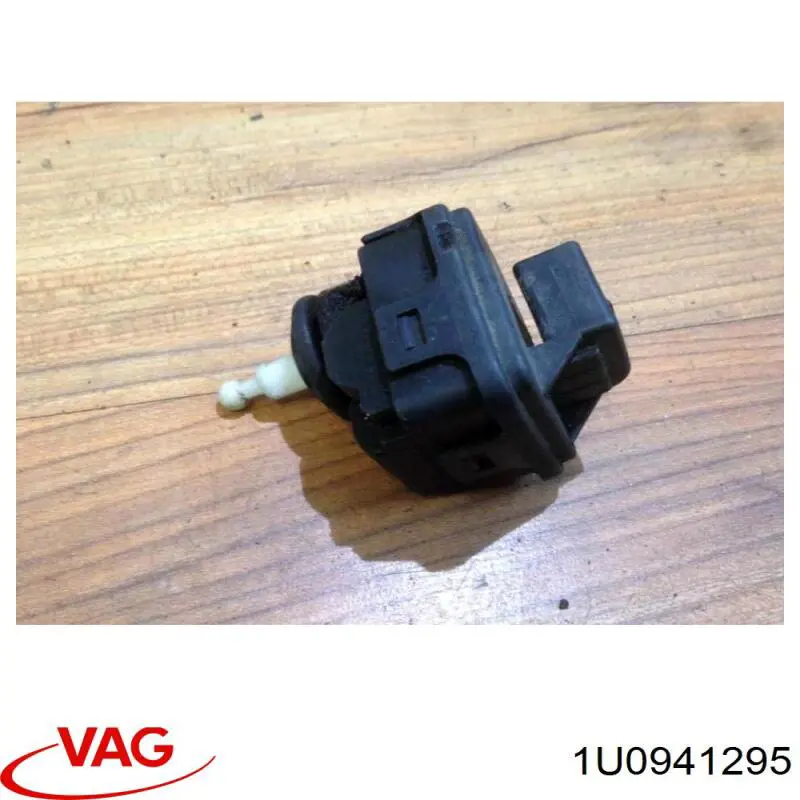 1U0941295 VAG/Audi