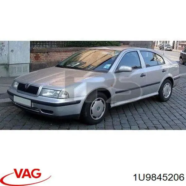 1U9845206 VAG Стекло задней правой двери