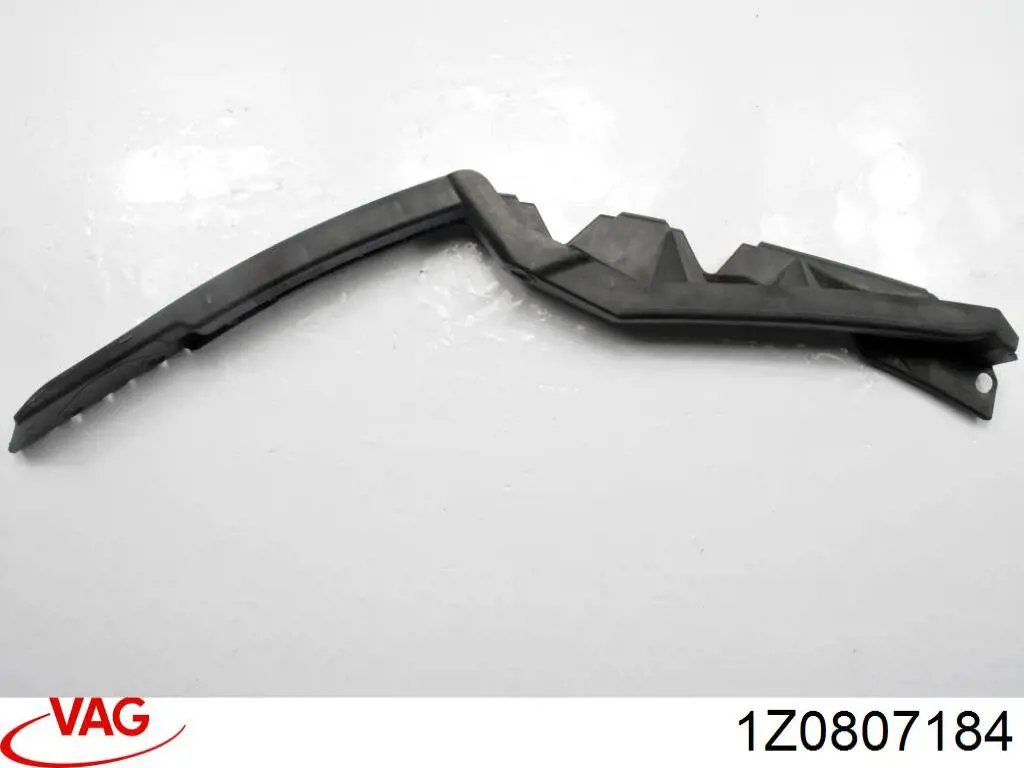 Кронштейн бампера переднего правый 1Z0807184 VAG