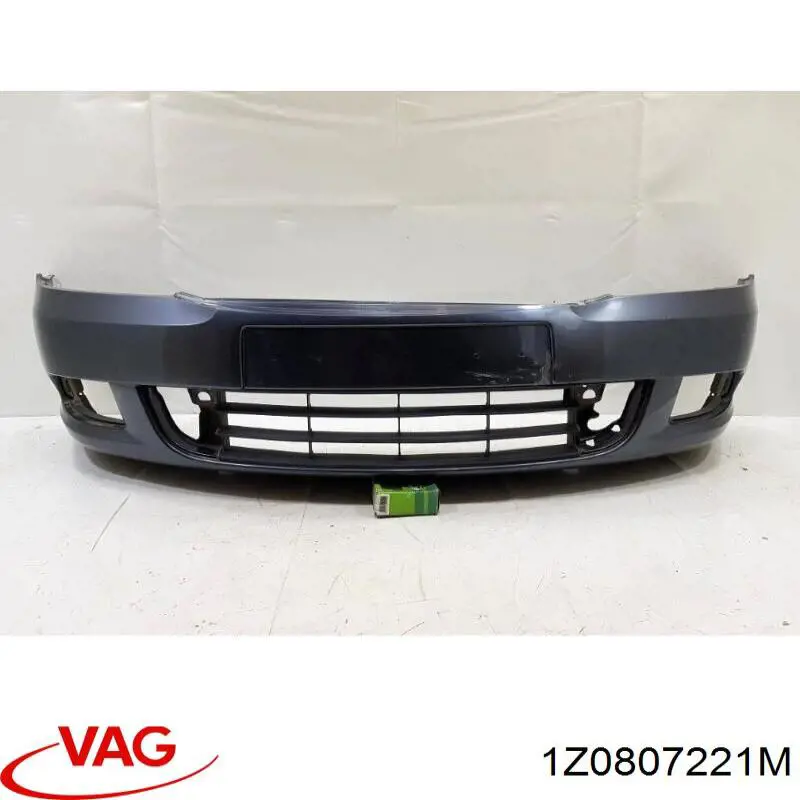 Передний бампер 1Z0807221F VAG