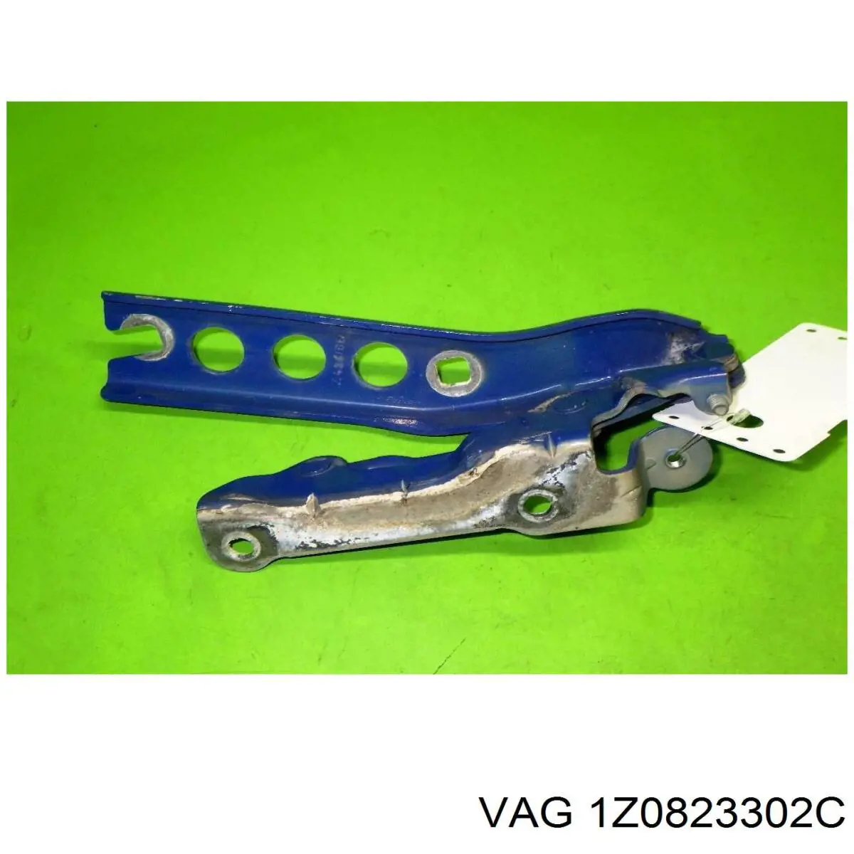 Петля капота, правая Vika 88230888601 цена, от 8.13 USD