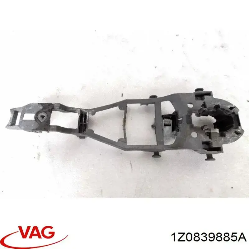 1Z0839885A VAG Держатель наружной ручки двери задней левой