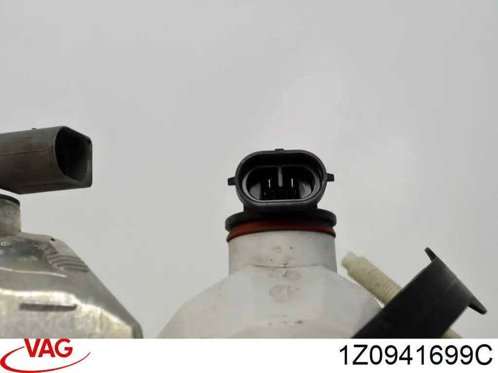 Купить 1Z0941699C VAG Противотуманка левая