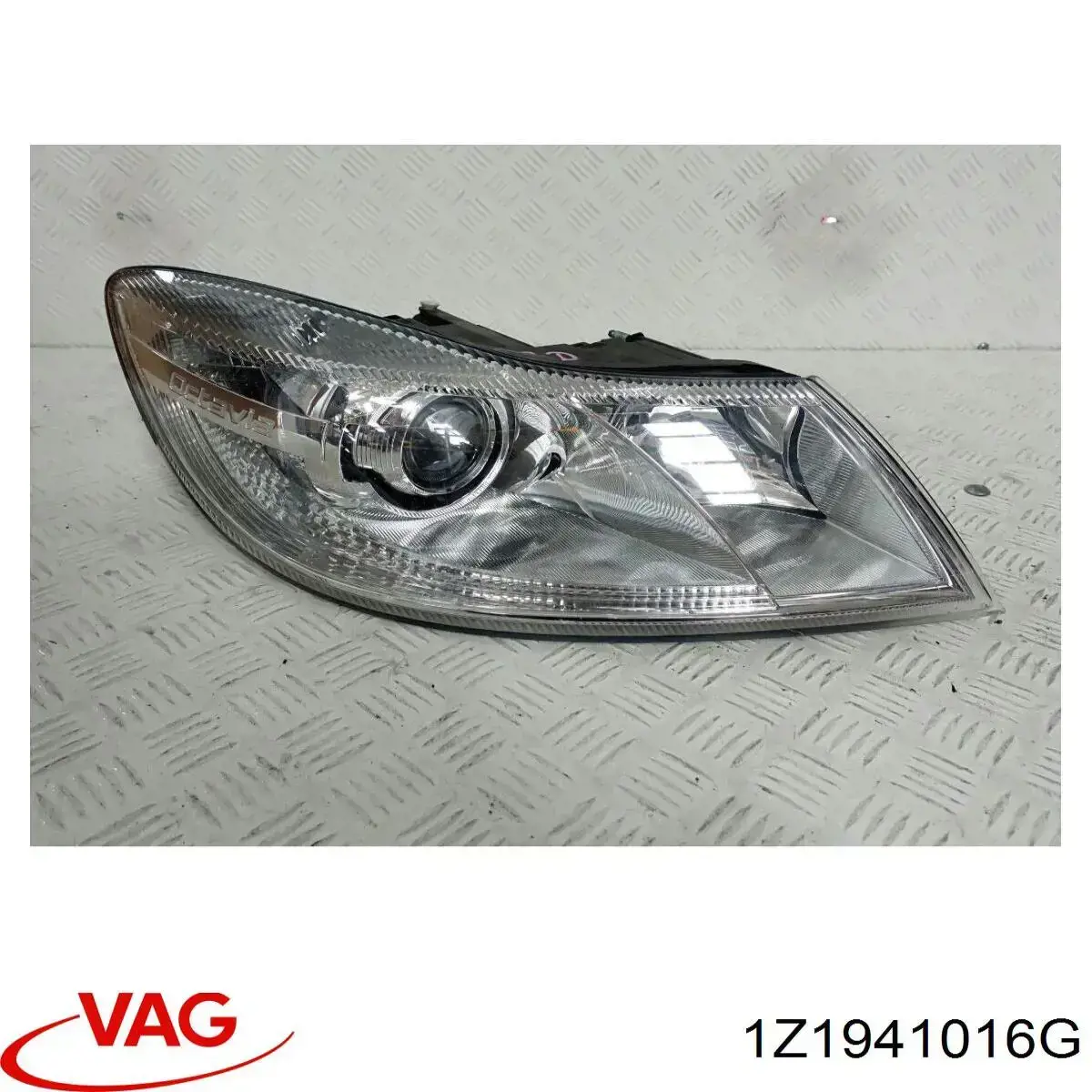Правая блок фара VAG 1Z1941016G цена, от 434.54 USD