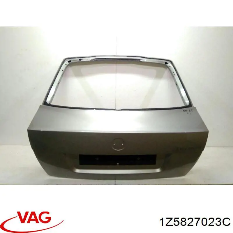Купить 1Z5827023 VAG Дверь задняя багажная