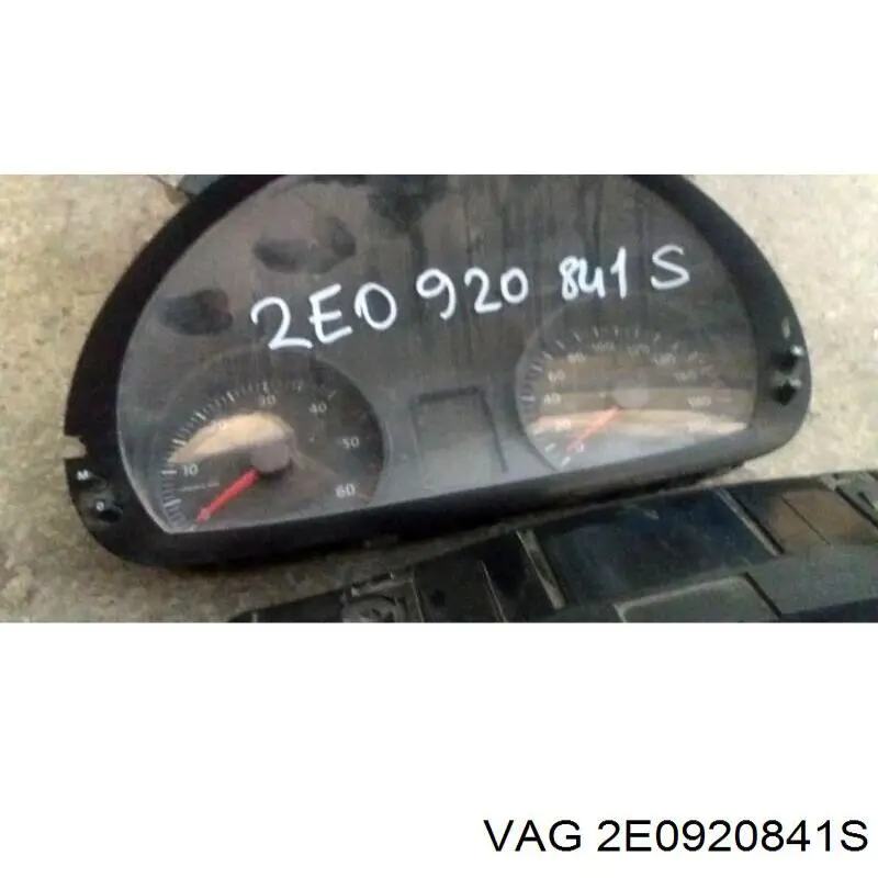 Панель приборов 2E0920840Q VAG